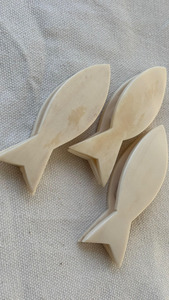 Handcrafted Bone Tatting Shuttle Natural Smooth Finish Traditional Lace Making Tool Vintage Style Navette - Product Image 3