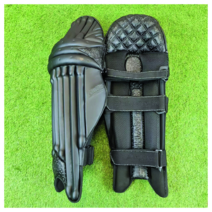 Genouillères de cricket rouges, rembourrage en mousse léger, matériau PU durable, sangles de protection antidérapantes, haute qualité - Product Image 6