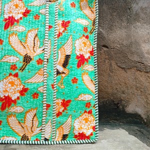 Sac fourre-tout matelassé en coton fait main avec fermeture éclair, style Kantha, sac à bandoulière bohème pour le shopping - Product Image 3