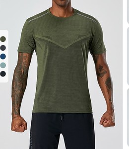 Wholesale <b>Men's</b> Slim Quick Dry Reflective Strip <b>T</b>-<b>Shirt</b> Breathable <b>Cool</b> Fitness Running Gym Fitness Sets Round Neck Short Sleeve - Product Image 2
