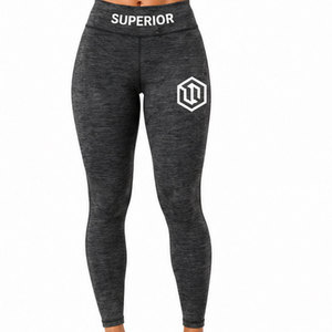 Pantalones de Compresión Deportivos para Mujer con Diseño Atlético Ergonómico, Tecnología de Gestión de la Humedad y Tela Elástica Resistente - Product Image 1