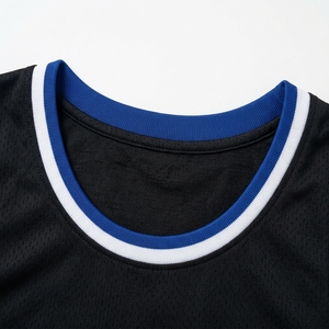 Ensemble de maillots de basket-ball en mesh noir personnalisés pour hommes, sans manches, uniforme d'équipe sublimé, shorts respirants, fabriqué au Pakistan - Product Image 6