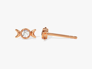 Boucles d'oreilles clous en or blanc triple lune avec diamants de laboratoire - Product Image 5