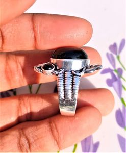Bague ovale en onyx noir, argent sterling, faite à la main, motif grenouille, bijou statement, cadeau d'anniversaire pour femme - Product Image 4