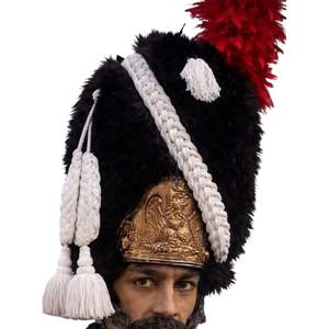 Reproducción de un sombrero Shako de la Guardia Imperial Francesa del Primer Imperio, a menudo usado por granaderos o cazadores. - Product Image 4