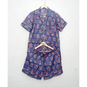 Conjunto de Pijama Romántico para Mujer, 100% Algodón, Estampado a Mano, Pantalones Cortos Tipo Canguro, Estampado Floral, Ropa de Dormir Suave, Perfecta para el Hogar - Product Image 6