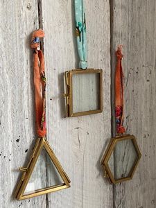 Home Decor <b>Gold</b> Metal & Glass Photo <b>Frame</b> with Glass Hanging Wall Decor for Home Decoration Customized Glass <b>Picture</b> <b>Frame</b> - Product Image 6