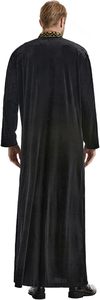 Elegante Thobe de Terciopelo Negro Premium para Hombre, de Color Sólido, con Bordado Dorado – Ropa Tradicional Islámica con Logotipo Personalizado - Product Image 3