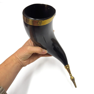 Corne de buffle classique pour boisson viking, idéale pour événements historiques et célébrations parfaites, durable, écologique, faite à la main, forme naturelle - Product Image 5