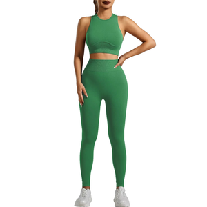 Conjunto de Yoga para Mujer al por Mayor de Calidad Premium con Logotipo Personalizado, Ropa Deportiva Elástica de Spandex/Nylon para Gimnasio, Conjunto Sólido para Entrenamiento - Product Image 6