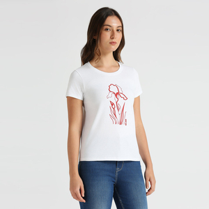 T-shirt pour femmes à col rond avec applications, en jersey de coton doux et léger, manches courtes, décontracté, idéal pour l'été, personnalisable, prêt pour l'exportation en gros - Product Image 4