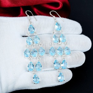 Boucles d'oreilles pendantes en argent sterling 925 avec topaze bleue suisse, bijoux faits main par un créateur, cadeau de pierre de naissance en topaze bleue suisse pour femme - Product Image 4