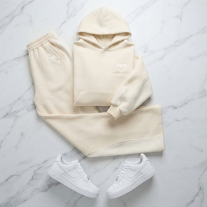 Conjunto Deportivo Informal para Mujer, Sudadera con Capucha Extra Grande Color Crema Rosa, Pantalones Jogger de Pierna Ancha, Conjunto de Dos Piezas - Product Image 5