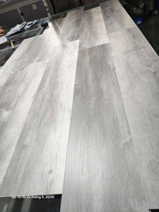 Revêtement de sol SPC moderne avec système de clic étanche à l'eau pour planches larges, idéal pour la maison et le bureau - Product Image 5