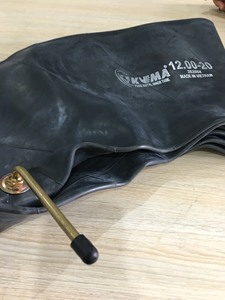 Chambre à air en butyl Kuma Tube 10.00-20 pour pneus de camion modèle 825/900-16 Noir Fabriqué à Ho Chi Minh City - Product Image 4