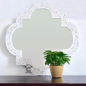 Designer Wooden Accent Mirror Artistic Quatrefoil Shape Sophisticated Decorative Piece for Modern Interiors - Product Image 3