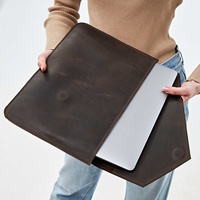Vente en gros de housses d'ordinateur portables personnalisées avec logo, toutes tailles, grande capacité, légères, extra fines, en cuir véritable, pour tous types d'ordinateurs portables