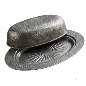Beurrier martelé avec couvercle, design poli, conservation hermétique de la fraîcheur, vaisselle de cuisine sur mesure - Product Image 3
