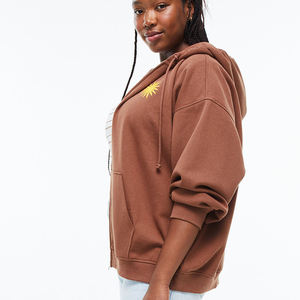 Sweat-shirt à capuche court en molleton imprimé uni pour femme, anti-boulochage, hiver, poches brodées, manches longues - Product Image 3