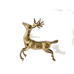 Sculpture de renne de Noël en aluminium fini or de qualité luxueuse Objet décoratif intérieur fin pour l'artisanat Modèle TCD - Product Image 6