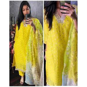 DISEÑADOR TABBY ORGANZA BORDADO TRABAJO TOP PANT CON DUPATTA LIMÓN - Product Image 1