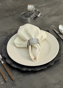 Anillos para Servilletas Modernos de Acero Inoxidable, 4.5 cm de Ancho, Decoración de Mesa Resistente para Bodas - Product Image 3