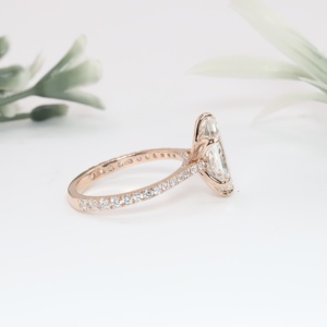 Anillo de Oro Rosa con Diamantes de Corte Hexagonal, Seis Puntas Tipo Pétalo, Halo Oculto Clásico, Pavé, Anillo de Eternidad, Joyería Fina para Mujer - Product Image 2