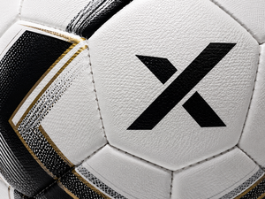 Ballon de football personnalisé X, blanc, noir, rouge, logo X, ballons de futsal |   OEM ODM |   Fabricant |   Qualité de conception haut de gamme - Product Image 4