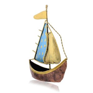 Barco Decorativo Artesanal de Hierro Tradicional con Diseño Impreso a Color, Ecológico, para Decoración de Escritorio y Ocasiones como Diwali - Product Image 6