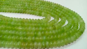 Perles de pierre précieuse en quartz préhnite naturel, rondelles simples de 8 mm, vendues par brin de 8 pouces de long - Product Image 2