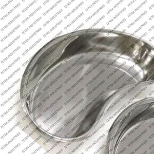 Juego de Instrumentos Quirúrgicos Manuales de Acero Inoxidable para Uso Hospitalario con Bandeja para Riñón - Product Image 2