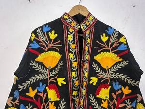 Veste bomber en velours tricoté matelassé brodé Suzani indien, respirante, écologique, réversible, manteau d'hiver pour femme, élégante - Product Image 6