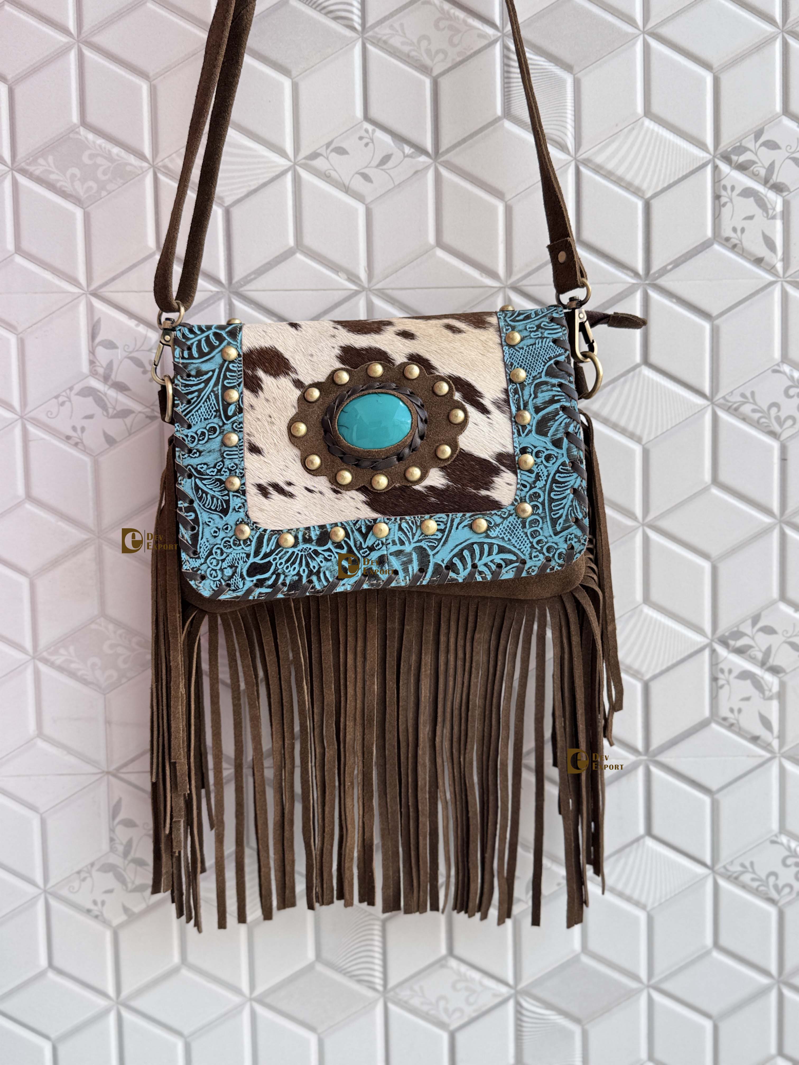 สีน้ำตาล