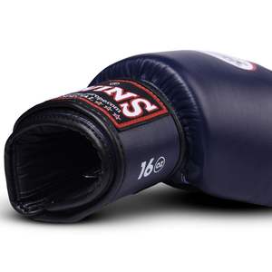 Guantes de Boxeo de Cuero con Diseño Personalizado - Agarres Ligeros para Entrenamiento de Sanda al Aire Libre con Color Personalizado - Product Image 3