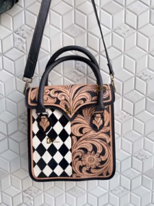 Bolso tote de cuero hecho a mano, estilo gitano bohemio, de cuero genuino, estilo occidental, elegante, para mujer. - Product Image 1