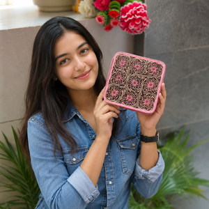New Design Hand Tooled Leather Stylish <b>Makeup</b> Cosmetic Storage Box Handmade <b>Makeup</b> Box , Hot Sale Vanity Bathroom Organizer Box - Product Image 3