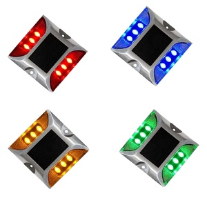 Balises solaires LED pour routes, prix usine, matériau réfléchissant blanc, design œil de chat pour marquages routiers surélevés - Product Image 1