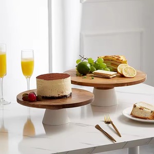 Support à gâteau rond en bois fait main, base blanche, présentoir à dessert rustique, lavage à la main uniquement ART ZONE INTERNATIONAL - Product Image 2