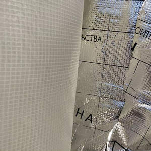 Lámina de Aluminio con Capa Reflectante de Calor para Techos y Paredes, Material de Polímero de Alta Calidad como Control de Vapor - Product Image 4