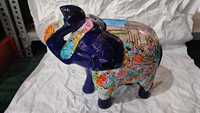 Éléphant décoratif en papier mâché du Cachemire, éléphant artisanal du Cachemire, sculpture d'éléphant peinte à la main du Cachemire