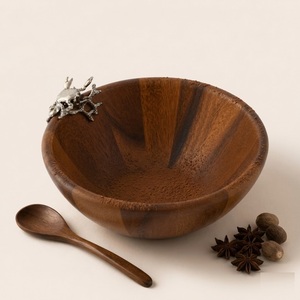 Bol à salade de luxe en bois d'acacia fait main avec embellissement artisanal en étain en forme de crabe – Bol de service côtier haut de gamme pour la décoration intérieure - Product Image 6