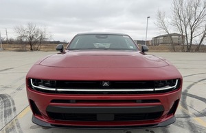 Dodge Charger Scat Pack Plus Turbo 2026 PREMIUM Fresh Deluxe con Asientos de Cuero, Navegación, Tracción en las Cuatro Ruedas y Techo Corredizo Automático, Coupé - Product Image 2