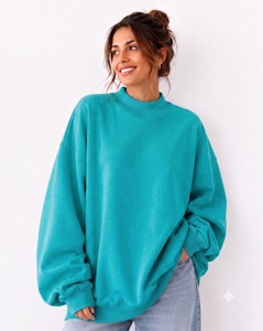 เสื้อสเวตเชิ้ตผู้หญิงทรงโอเวอร์ไซส์ น้ำหนักเบา แขนยาว คอเต่า ปักโลโก้ด้านหน้า ผ้าฟลีซ ใส่ได้ทุกฤดู - Product Image 2