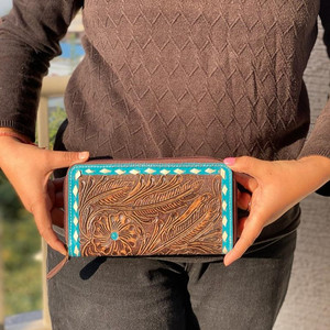 Vente chaude Western usiné à la main en cuir de vachette fermeture éclair portefeuille en cuir véritable femmes porte-carte portefeuille Turquoise Cowgirl pochette - Product Image 4