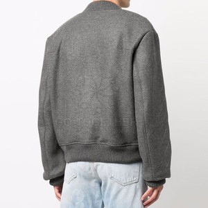 Chaqueta Letterman Premium para Mujer, Diseño Elegante, Ajuste Cómodo para Uso Casual y Conjuntos de Moda Diaria - Product Image 4