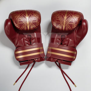 Nouveaux gants de boxe en cuir au design tendance, gants d'entraînement professionnels de Muay Thai avec fermeture auto-agrippante et évacuation de l'humidité - Product Image 4