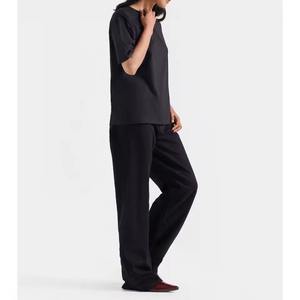 T-shirts crop top amples et respirants pour femme, personnalisables, noirs, blancs unis, coupe oversize, pour le sport et la gym, OEM - Product Image 2