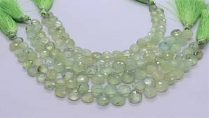 Cuentas facetadas de prehnita natural AAA en forma de corazón de 9 a 10 mm, cuentas de piedras preciosas de prehnita, hilo de 8 pulgadas, forma de corazón facetada de alta calidad - Product Image 2