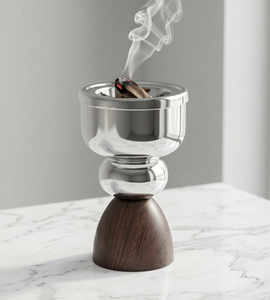 Brûleur à Bakhoor de Luxe en Acier Inoxydable avec Base en Bois – Élégant Porte-Encens Arabe pour la Décoration et l'Ambiance de la Maison - Product Image 1