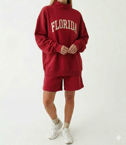 Conjunto de Sudadera Minimalista con Cuello Alto y Pantalones Cortos para Mujer, Estilo Relajado y Holgado para Looks Casuales - Product Image 1